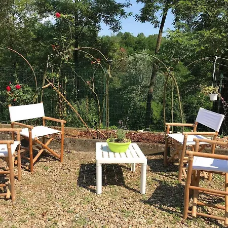 مزرعة للإقامة Tenuta Nissole